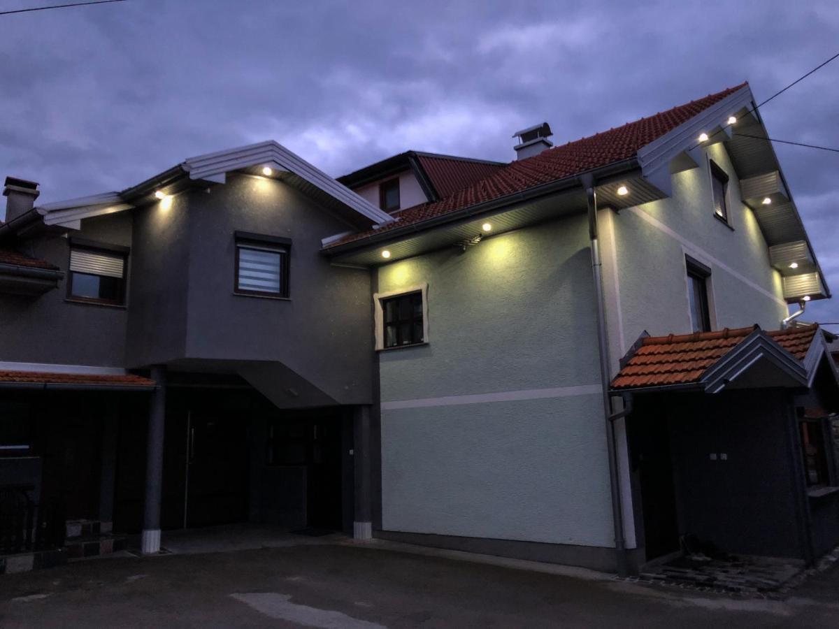 Sobe Darko Cindric Hotel Karlovac Buitenkant foto